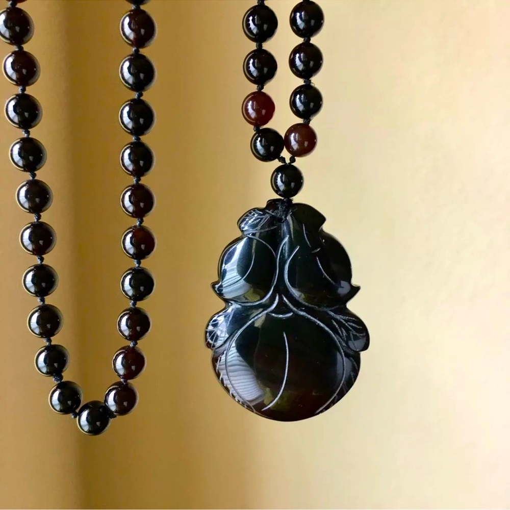 Natural Black Agate Pendant Necklace
